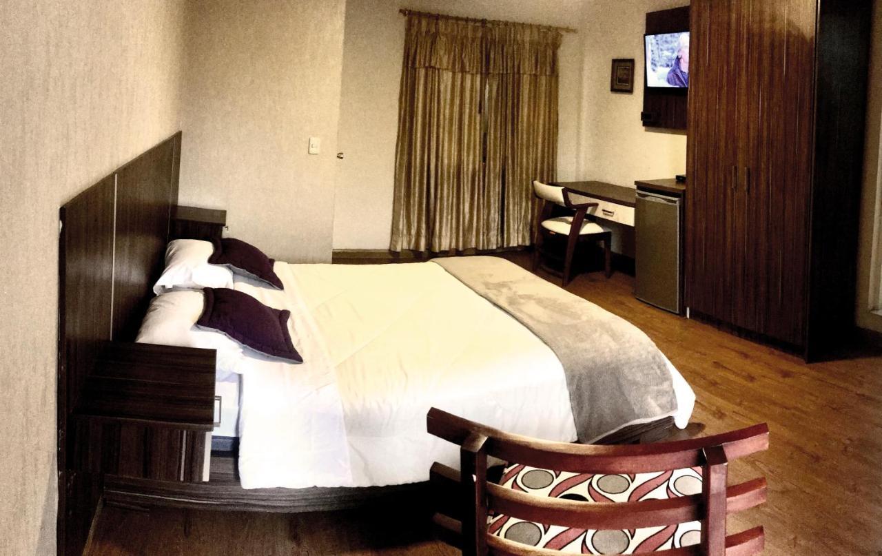 Hotel Spa Santa Ana Куенка Екстериор снимка